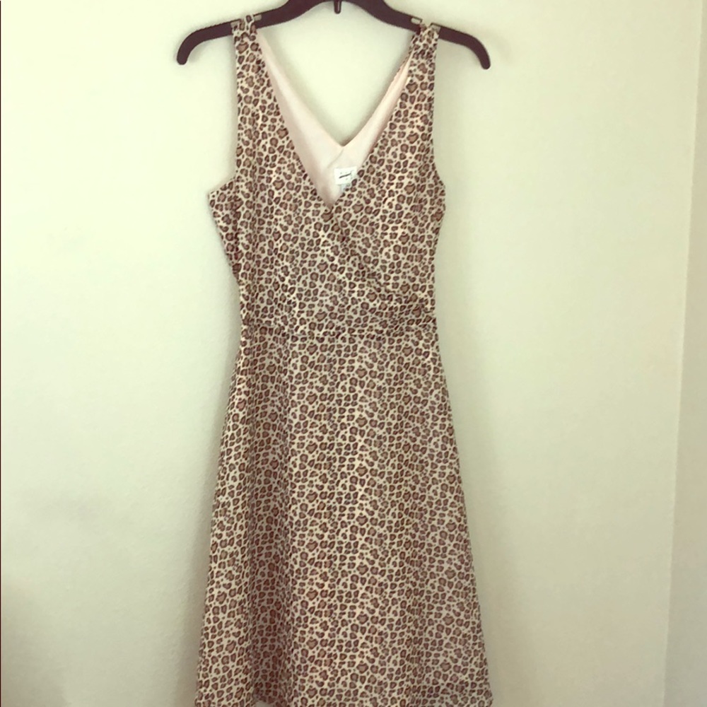 Beautiful fun classy leopard print dress